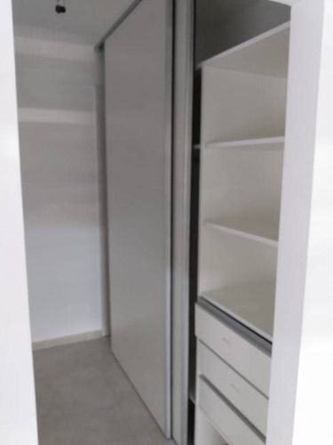 Imagen 5 de 10 de Departamento De 2 Ambientes A Estrenar En Zona Tribunales