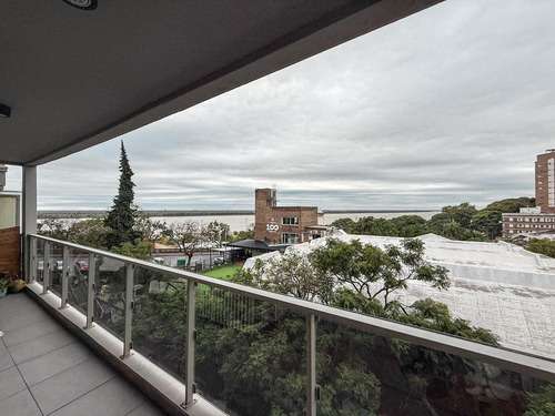 Departamento De 1 Dormitorio Con Comodín, Vista Al Río Y Amenities