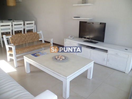 Imagen 2 de 17 de Apartamento En Alquiler En La Barra