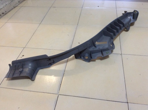 Plastico Moldura Trasera Izquierda Vw Pointer 4 Ptas 00-05