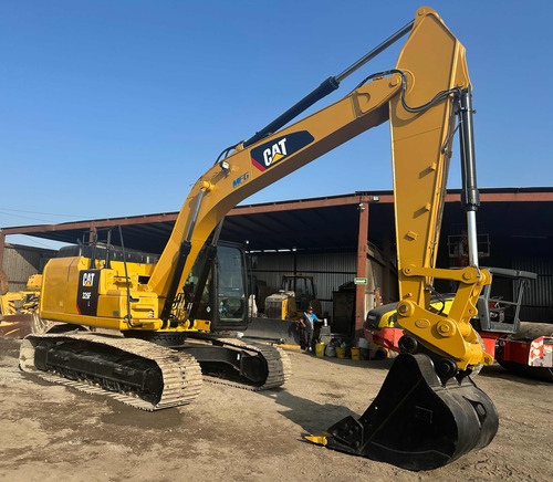 Excavadora Caterpillar 326fl