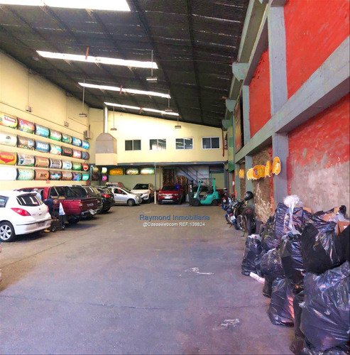 Excelente Local De 480m2 En El Mejor Punto Mayorista.