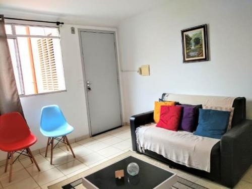 Apartamento No Sabauna Em Itanhaém Lado Praia À 1500m Do Mar