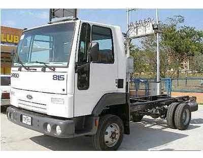 Parachoque Para Camiones Ford Cargo Modelo 815  4432 Y 4532