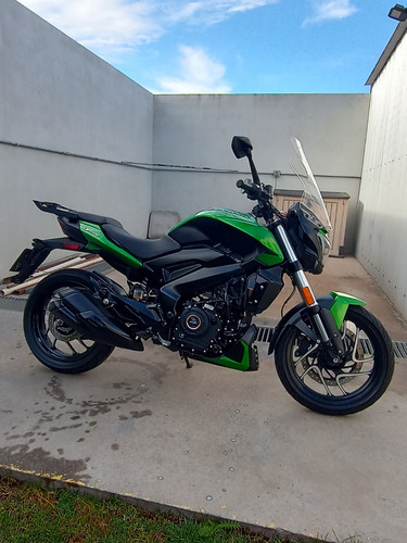 Bajaj Dominar 400 Maldonado Motos
