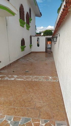 Imagen 3 de 16 de Casa A La Venta, Trigal Norte, Carabobo