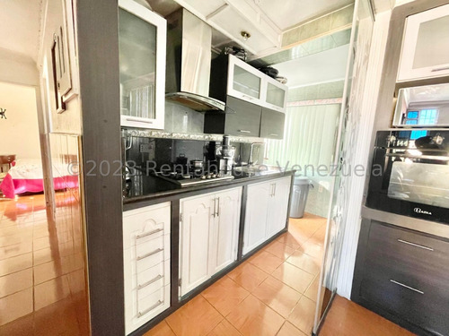 ** $$ Yusmary Mendoza Vende Bonito Apartamento Con Cocina Moderna, 3 Habitaciones, 1 Baño Con Una Excelente Ubicación En Zona Este 24-1154 $$$$$ 