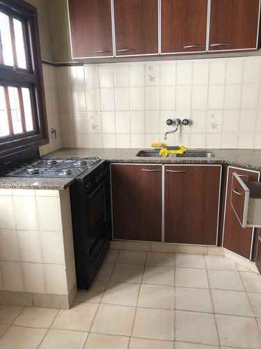 Imagen 9 de 19 de Venta Ph / Chalet 3 Ambientes A La Calle Con Garaje