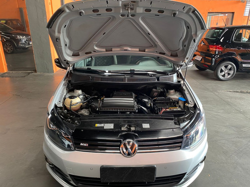 Volkswagen Fox 1.6 16v Msi Highline Total Flex I-motion 5p