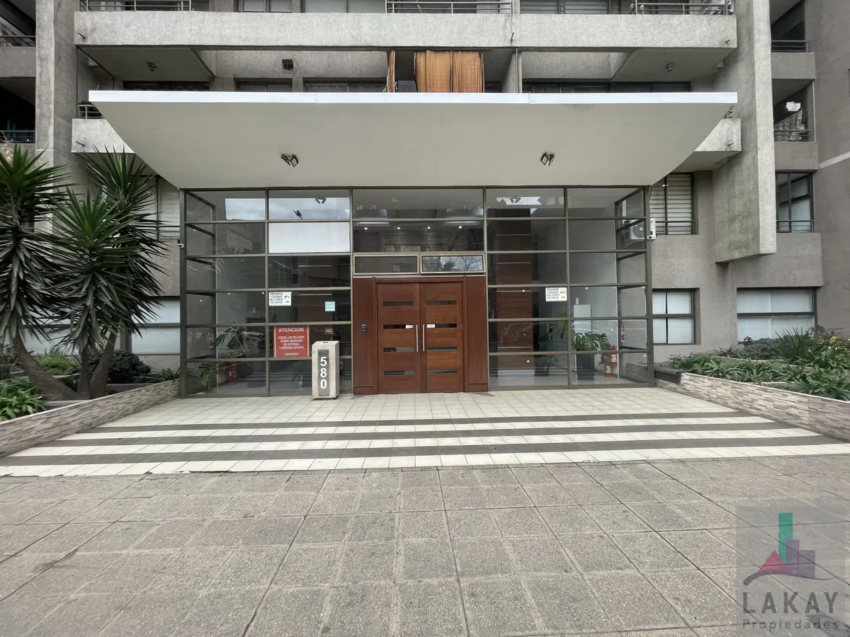 Imagen 2 de 27 de Venta Dpto 1d Y 1b En 34m2 A Pasos Metro Plaza De Armas