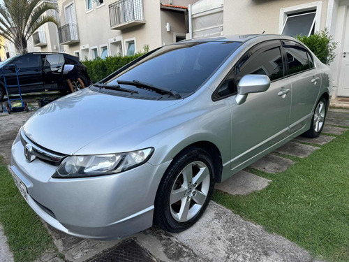 Honda Civic 1.8 Lxs Flex Aut. 4p