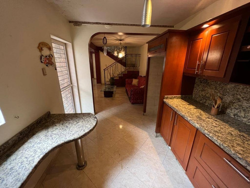 Imagen 10 de 21 de Yasmin Roa En Venta Townhouse En Venta En El Remanso, San Diego Cod 167204
