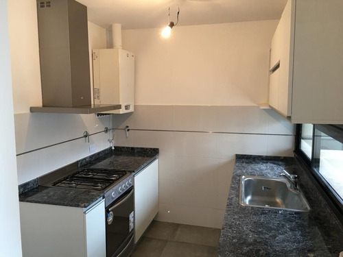 Imagen 12 de 27 de Departamento En Venta De 1 Dormitorio C/ Cochera En Monte Grande