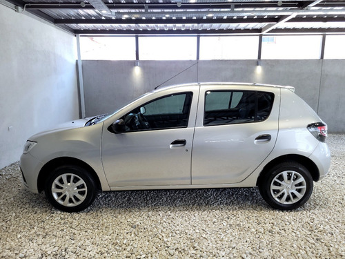 Imagen 11 de 18 de Renault Sandero Life Full 1.6n | 2022