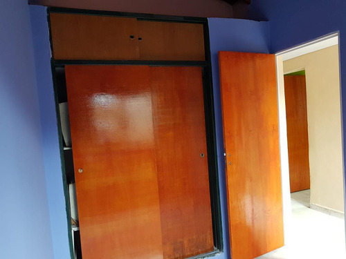 Imagen 12 de 16 de Venta Casa 3 Amb En Parque 132 Viviendas F. Varela