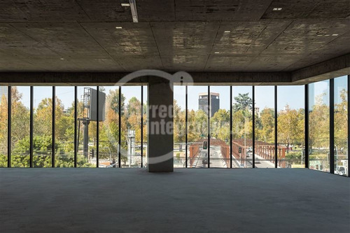Imagen 6 de 8 de Oficina En Arriendo En Recoleta