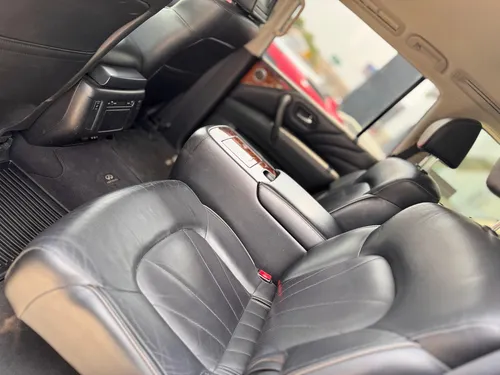 Infiniti QX80 5.6l Perfection 7 Pasajeros At