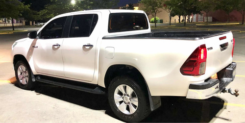 Imagen 2 de 5 de Toyota Hilux 2018 2.8 Tdi Cabina Doble At