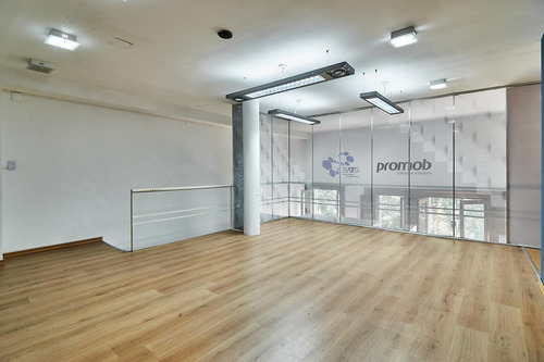 Venta Oficina 6 Ambientes - Microcentro