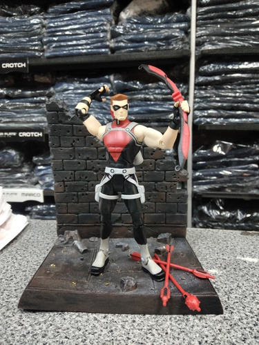 Dc Universe, Red Arrow, Young Justice, Roy Harper!! (Usado)