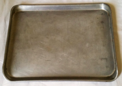 Imagen 3 de 3 de Bandeja De Aluminio Para Hornear 39 X 32 Cm