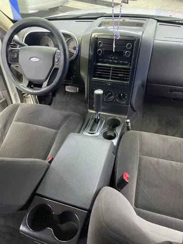 Ford Explorer Xlt 2011