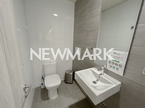 Excelente Local Comercial En Arriendo En Las Condes