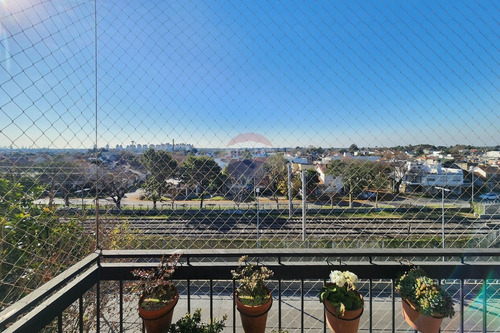 Venta Depto 3 Ambientes Al Frente, Don Bosco.