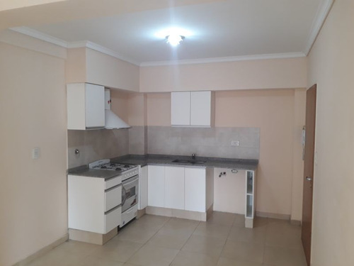 Imagen 4 de 10 de Departamento En Venta En Muñiz