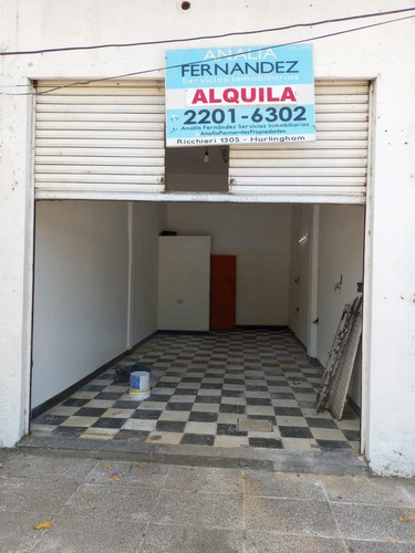 Imagen 1 de 8 de Local - William Morris