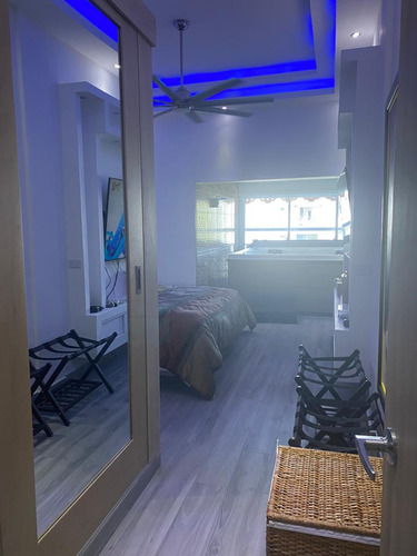 Vendo Hermoso Apartamento 200 M De La Playa