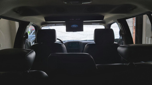 Ford Explorer Limited V8 Sync 4x2 Mt