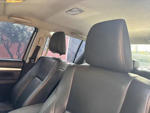 Toyota Hilux 2.4l