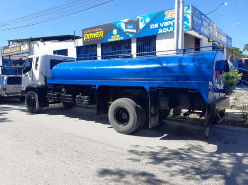 Imagen 6 de 10 de Mitsubishi Fm-657 2008 4x2 Sincrónico