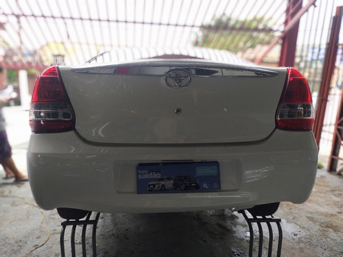 Imagem 5 de 14 de Toyota Etios Sedan X 1.5 (flex) Flex Manual