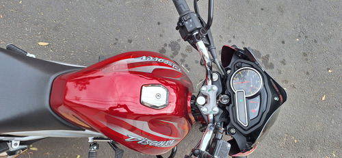 Bajaj Dyscover 125, 2023, Único Dueño