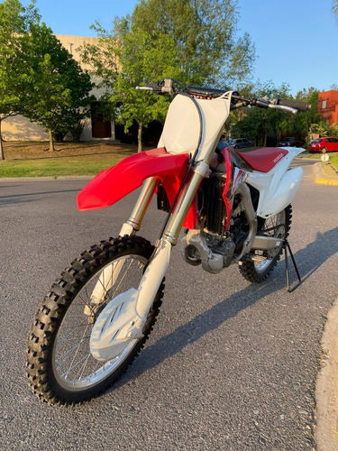 Imagen 1 de 10 de Honda Crf 250 R. Modelo 2017. 34hs De Uso!