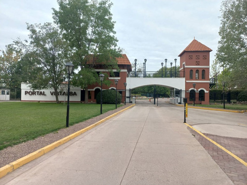 Remax Vende Excelente Lote En Portal De Vistalba
