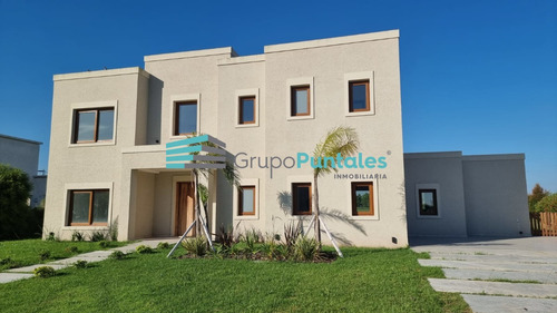 Hermosa Casa En Canning En Country La Providencia En Sector Golf 2