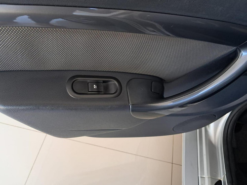 Renault Duster 16 D 4x2 2014