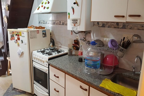 Imagen 5 de 12 de Depto En Planta Baja Interno 2 Ambientes Y Medios En 2 Niveles Zona Centro A 1 Cuadra Del Mar