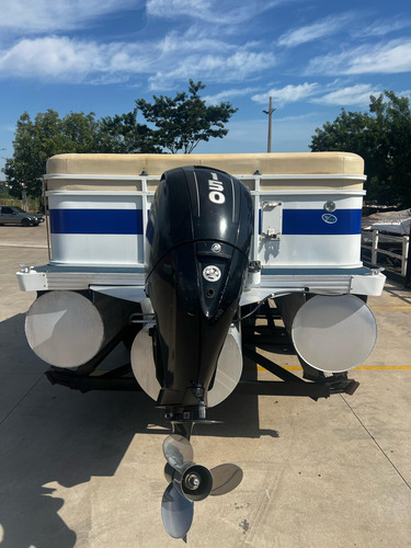 Vcat 750 Mercury 150 Hp