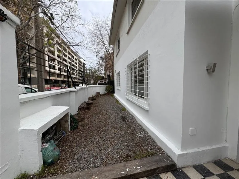 Imagen 1 de 30 de Casa En Arriendo De 4 Dorm. En Providencia