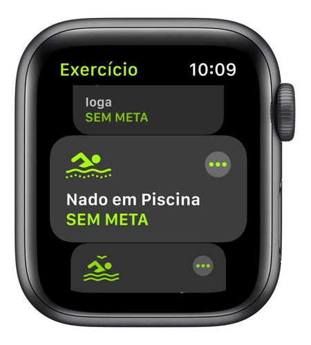 Imagem 3 de 8 de Apple Watch SE (GPS, 40mm) - Caixa de alumínio cinza-espacial - Pulseira esportiva Preto