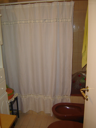 Muy Buen Departamento De 3 Ambientes Con Cochera Y Patio