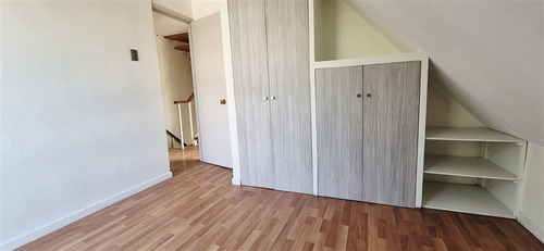 Casa En Arriendo 3 Dorm 2 Baños- Los Domínicos- Las Condes