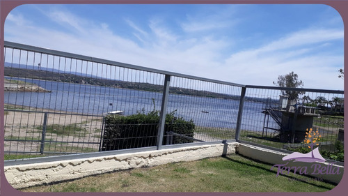 Imagen 5 de 27 de Cabaña Para 4 Con Costa Sobre El Lago, Pileta Climatizada, Quincho!!