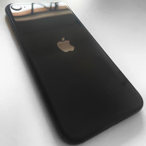 Apple iPhone SE - 128 Gb - Negro (2da Generación) (Usado)