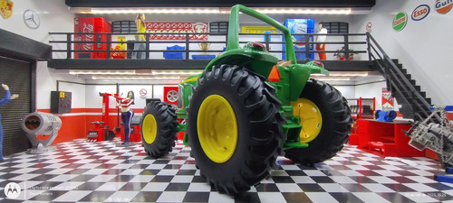 John Deere Tough Tractor Ertl Escala 1 16 Verde Lima (Usado)