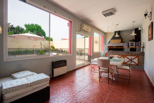 Venta Casa 5 Ambientes Ramos Mejía